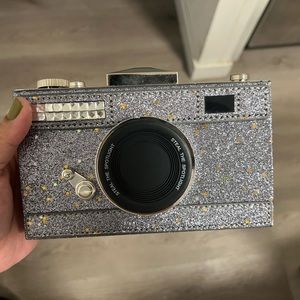 “Strike a Pose” Silver Handbag